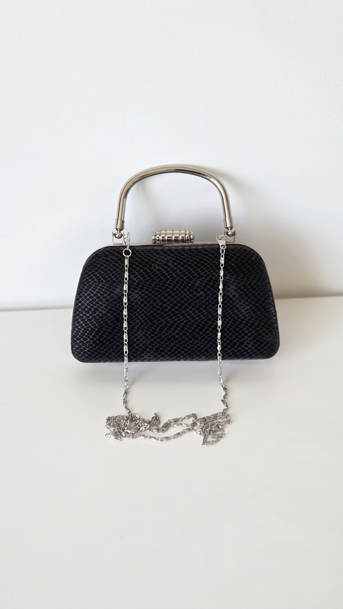 Diva Clutch bag